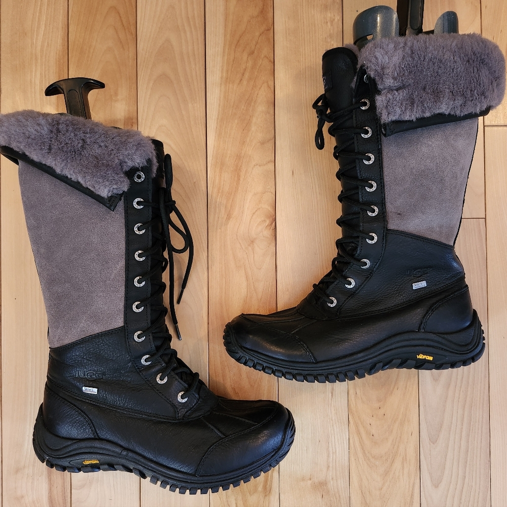 UGG tall Adirondack boots sz9